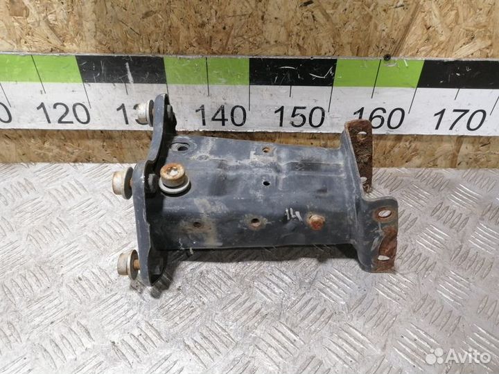 Кронштейн усилителя переднего бампера S350 221