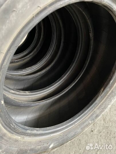 Michelin X-Ice North 4 215/60 R16