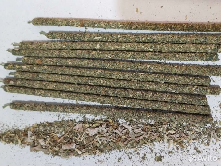 Свечи восковые с травами ручная работа