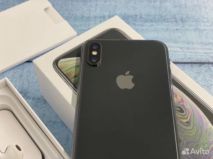 iPhone Xs, 256 ГБ