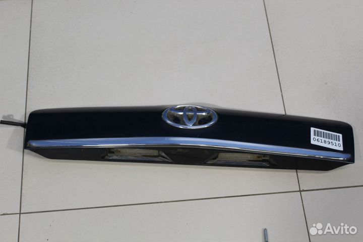 Накладка двери багажника Toyota RAV 4 2005-2013