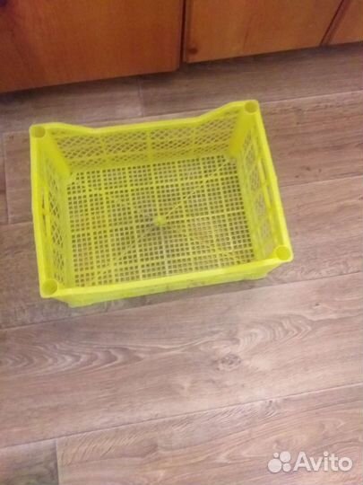 Ящики пластиковые б/у