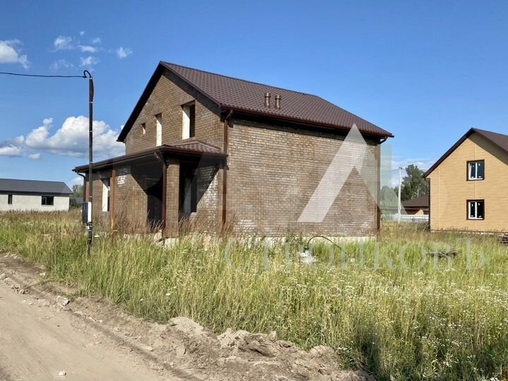 Дом 148 м² на участке 5 сот.