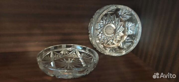 Ваза хрустальная с крышкой