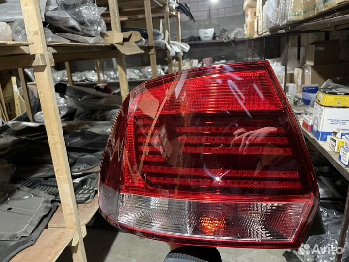 Фонарь задний Фольксваген поло рестайлинг