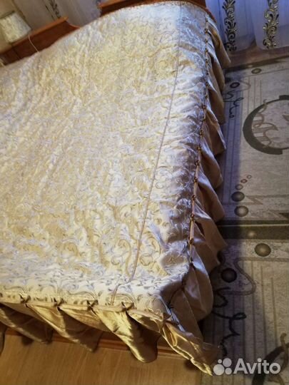 Покрывало на 2 х спальную кровать бу