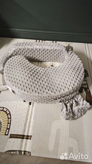 Подушка для кормления loona