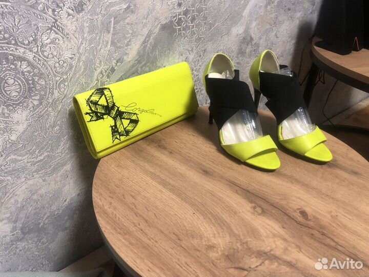 Обувь цена за комплект