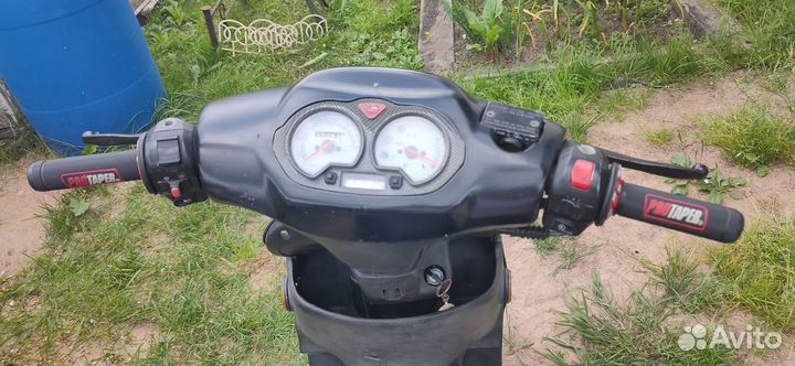 Скутер Stels skif