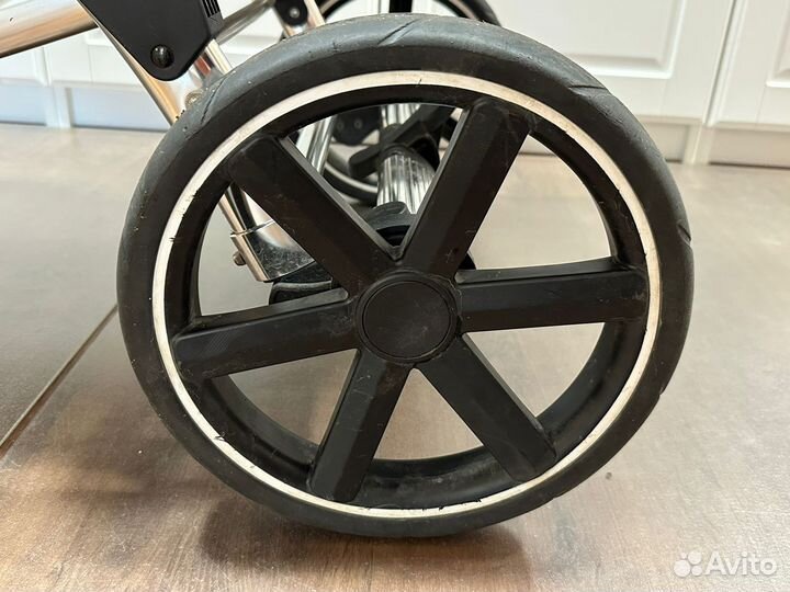 Коляска для двойни и погодок