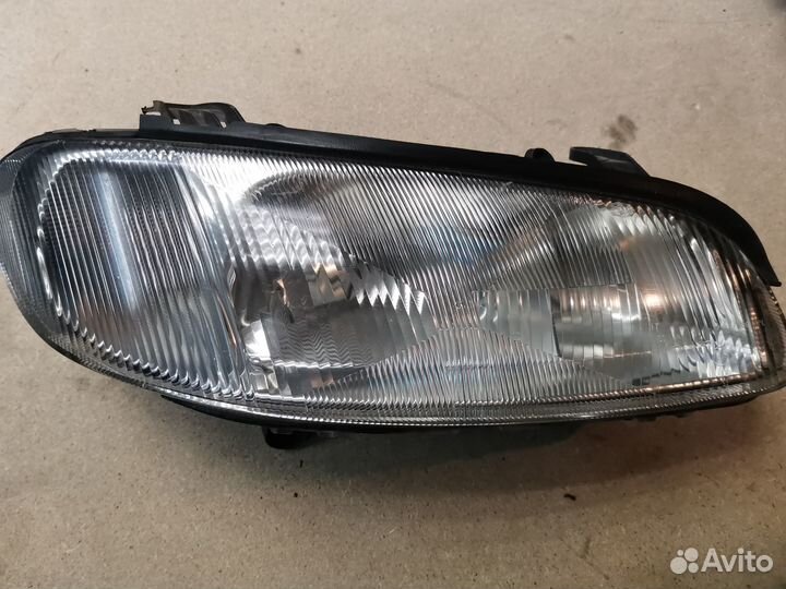 Фара opel omega B