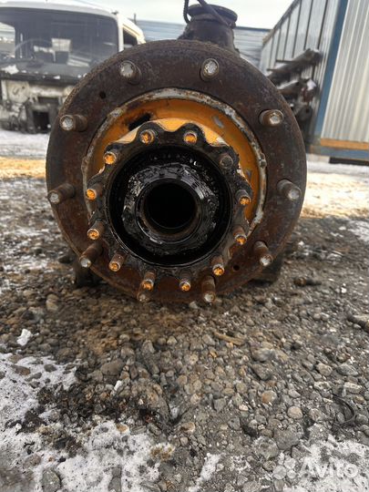 Ступица задняя Volvo FL6 618 под барабаны R22,5