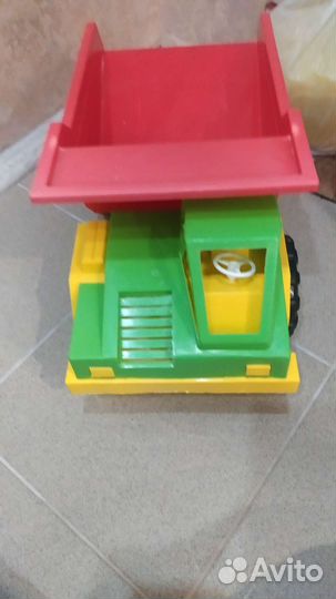 Грузовик самосвал большой для игр на улице