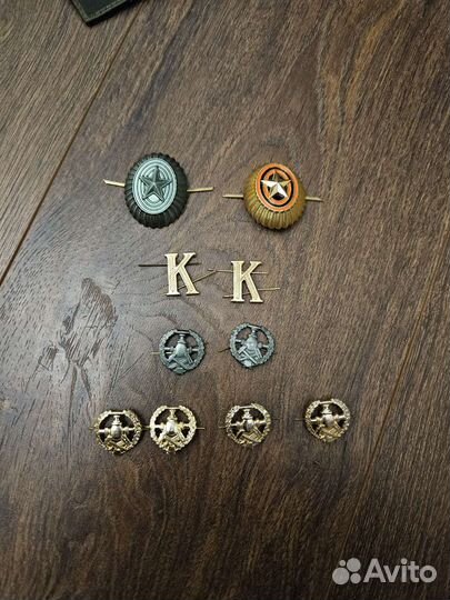 Фальш погоны, лычки, кокарды, значки,шевроны