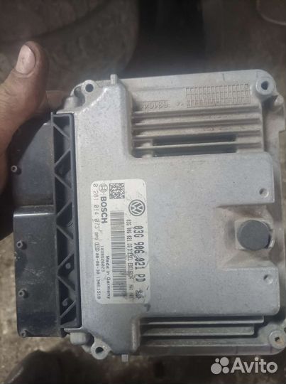 Эбу двигателя VW Passat