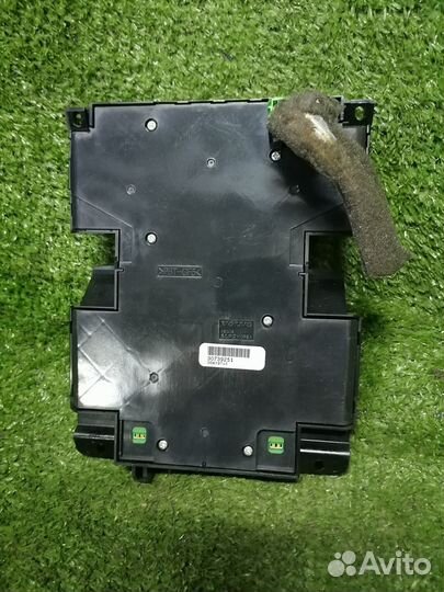 Блок управления климат-контролем 30739251 Volvo V5