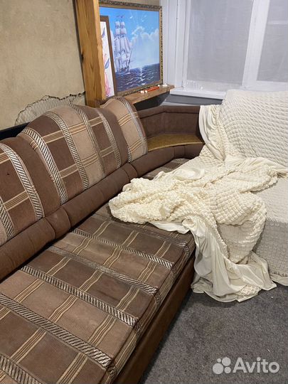 Угловой диван