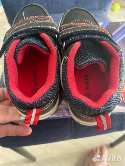Кроссовки для мальчика 25