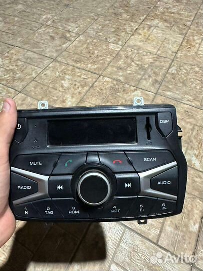Штатная магнитола LADA vesta