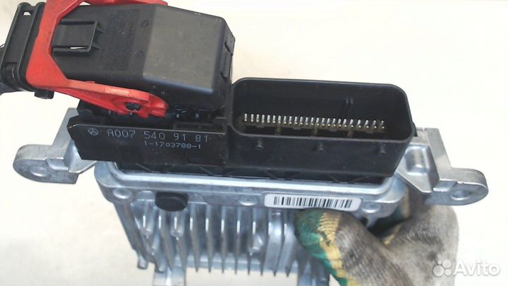 Блок управления двигателем Mercedes E-Coupe C207 2