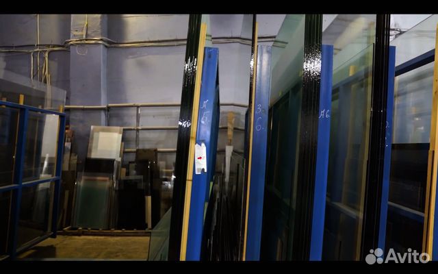 Стеклянная дверь по индивидуальным размерам