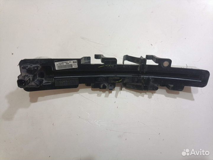 Фара противотуманная правая Ford Fiesta, Mk6