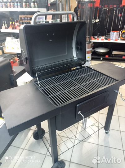 Угольный гриль Char-Broil Performance 780