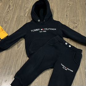 Tommy hilfiger костюм флисовый 92