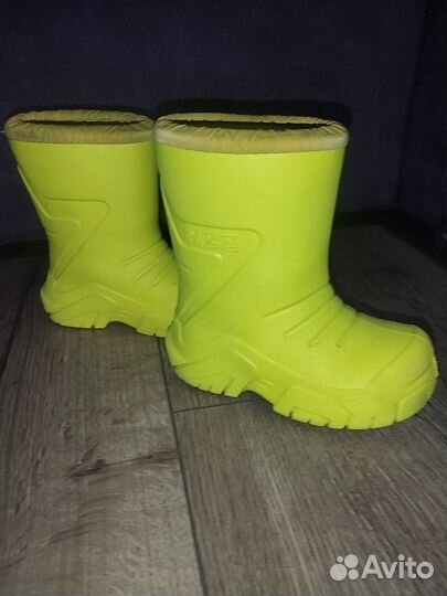 Резиновые сапоги