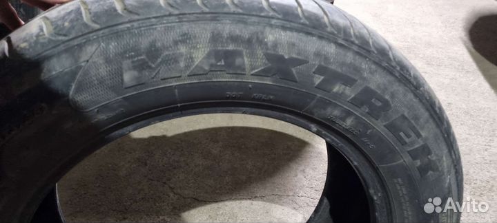 Maxtrek Maximus M1 2.25/60 R17