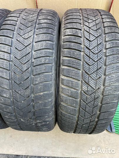 Pirelli Winter Sottozero 3 225/50 R17 98H