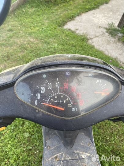 Мопед (скутер)