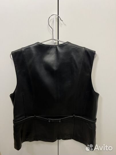 Жилетка женская кожаная
