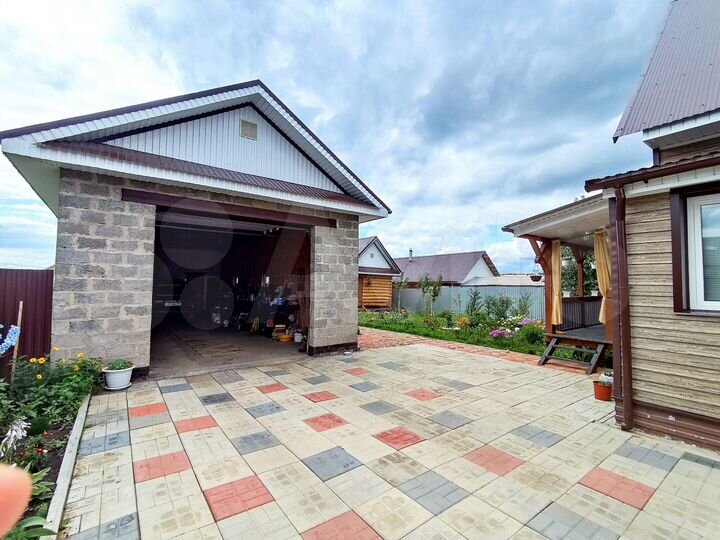 Дом 103 м² на участке 9 сот.