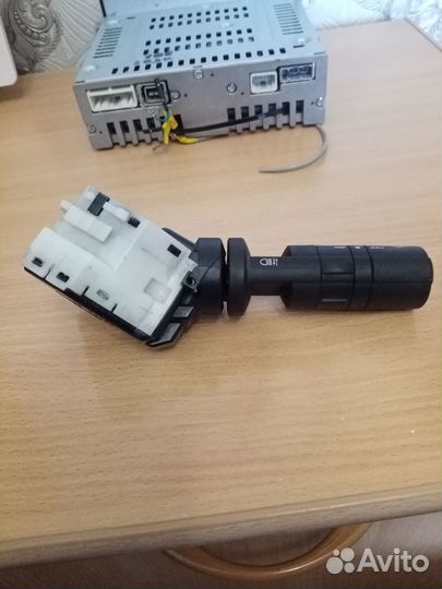 Переключатель поворотов И света