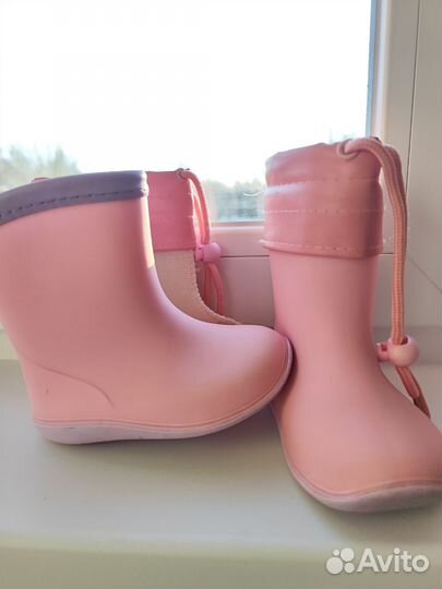 Резиновые сапоги для девочки