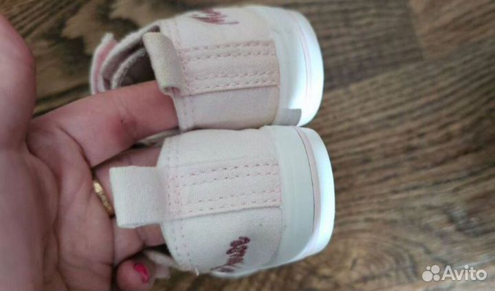 Кеды на девочку sinsay minnie mouse