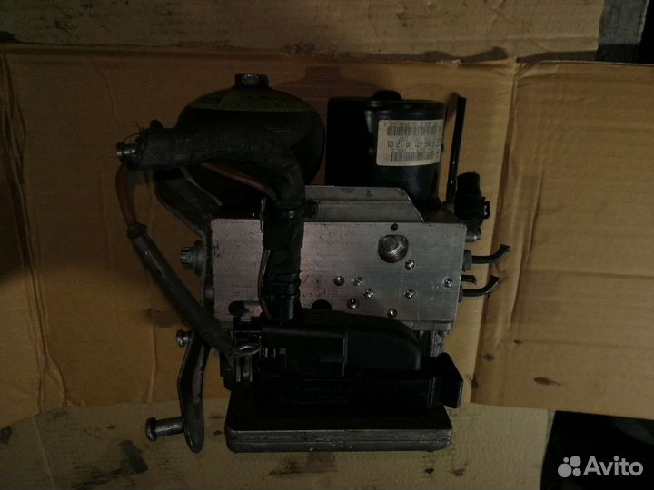 Блок ABS Mercedes E 211 / Mercedes 219