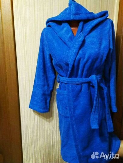 Халат на 10-14 лет, новый в упаковке