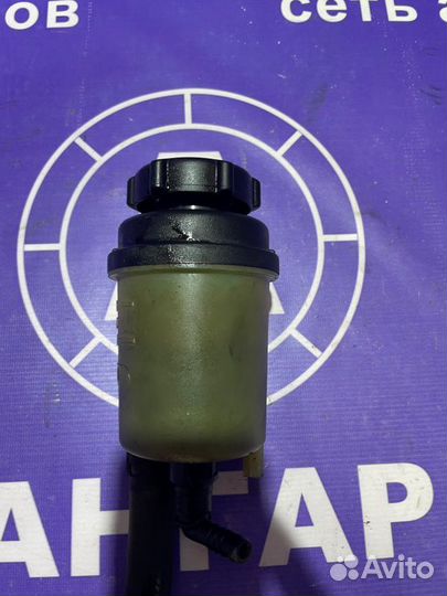 Бачок гидроусилителя Land Rover Freelander 2