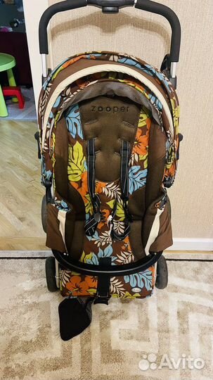 Коляска Zooper Waltz Flowers, jungle earth