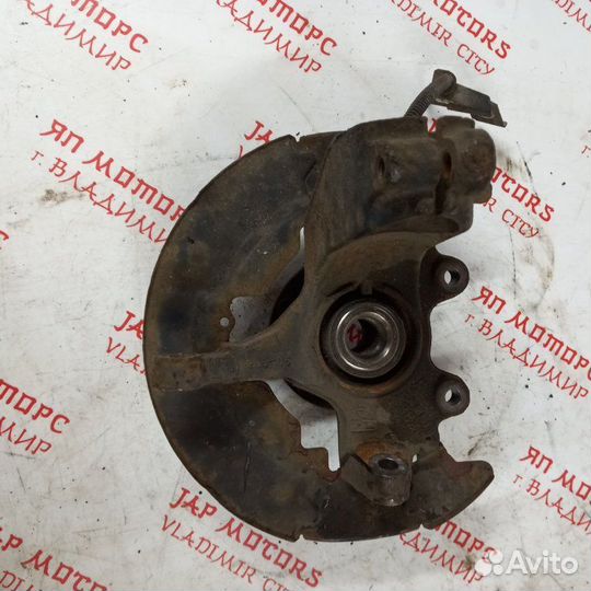 Кулак поворотный передний левый Volvo S40 S40