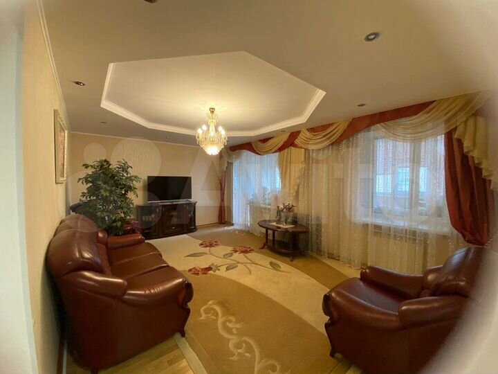 3-к. квартира, 100 м², 7/9 эт.