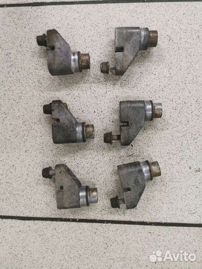 Крепление роликов brp mxz renegade 1000 h o