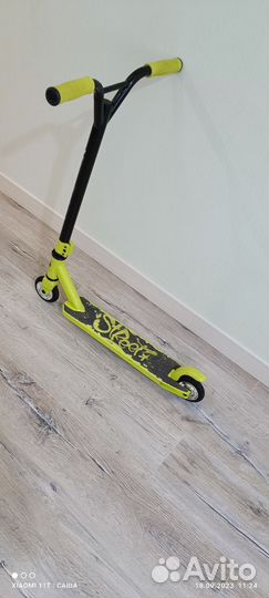 Трюковой самокат