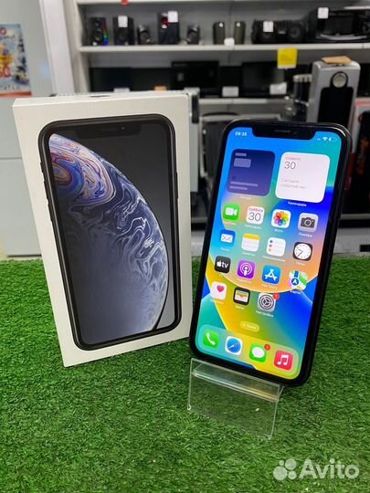 iPhone Xr, 64 ГБ