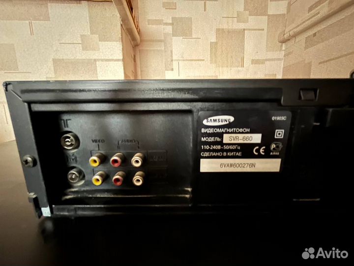 Видеомагнитофон Samsung SVR-660 + фильмы VHS
