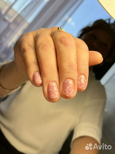 Модель на наращивание ногтей