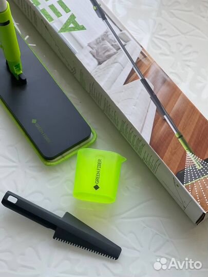 Помощница в дом швабра распылителем