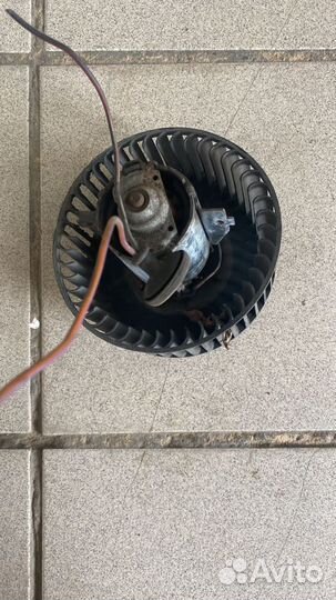 Моторчик отопителя Ford KA 1